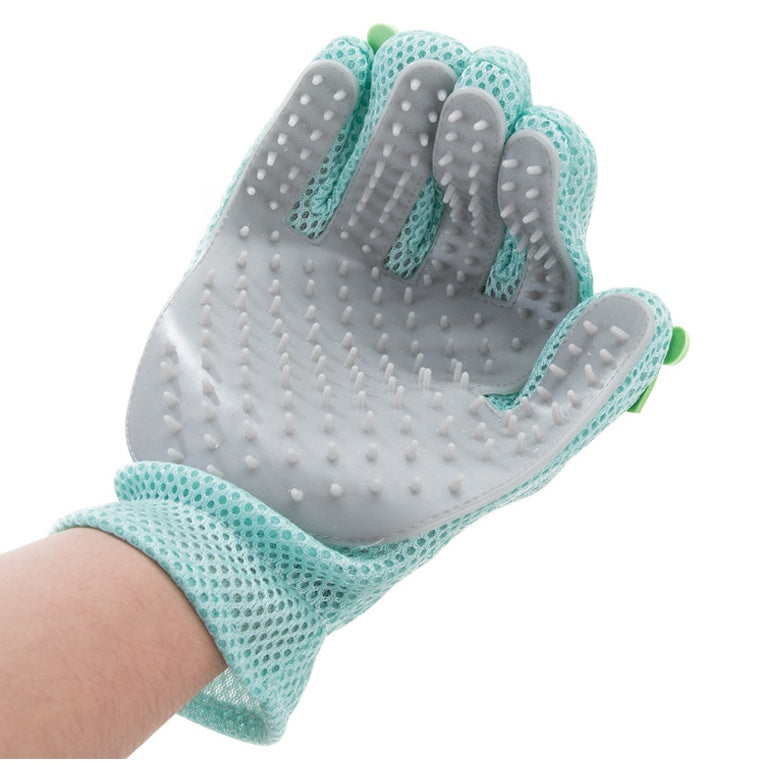 Pet hair removal